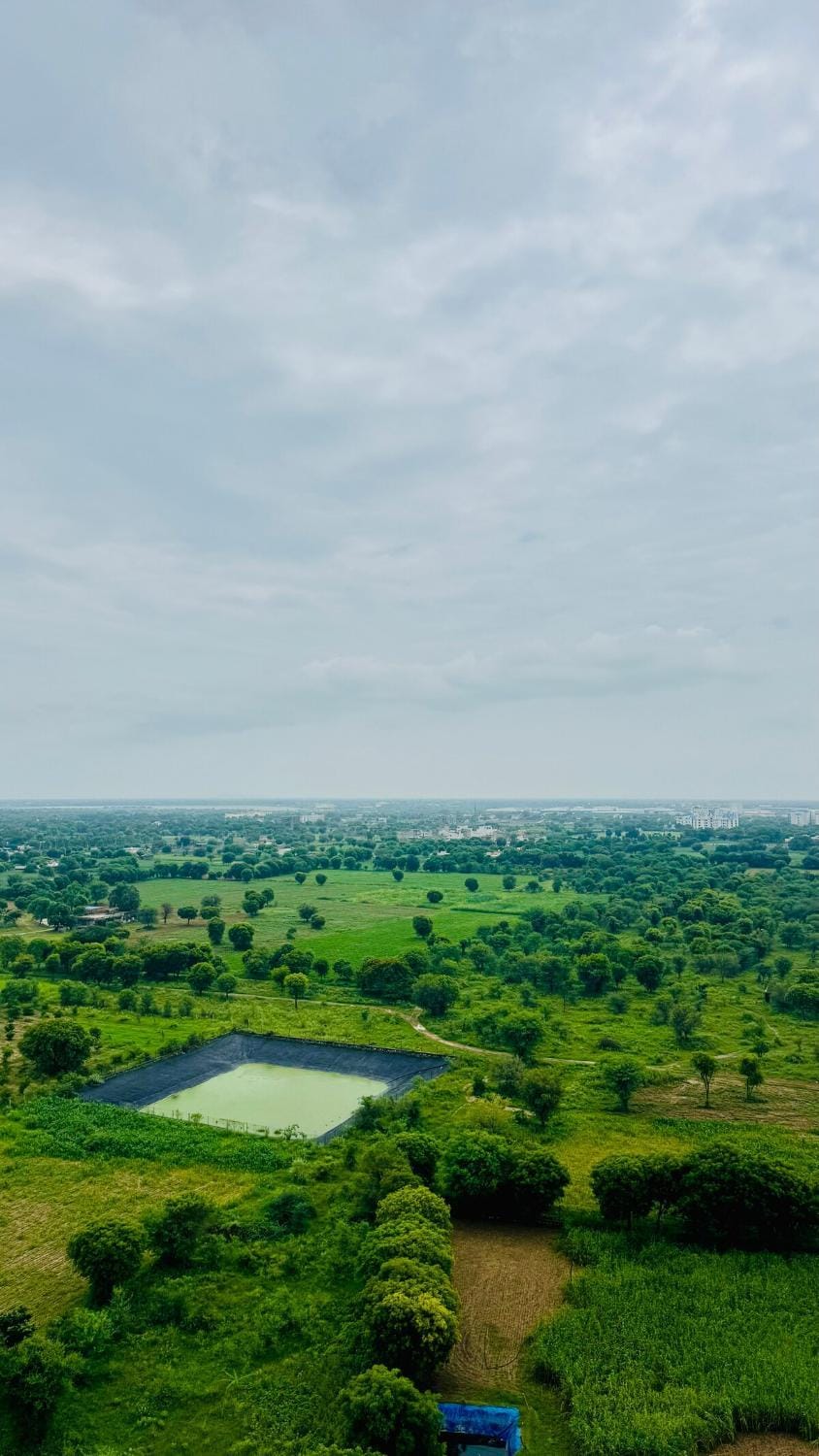 Sukoon vibes with Projector & Rooftop Pool Apartment in Jaipur