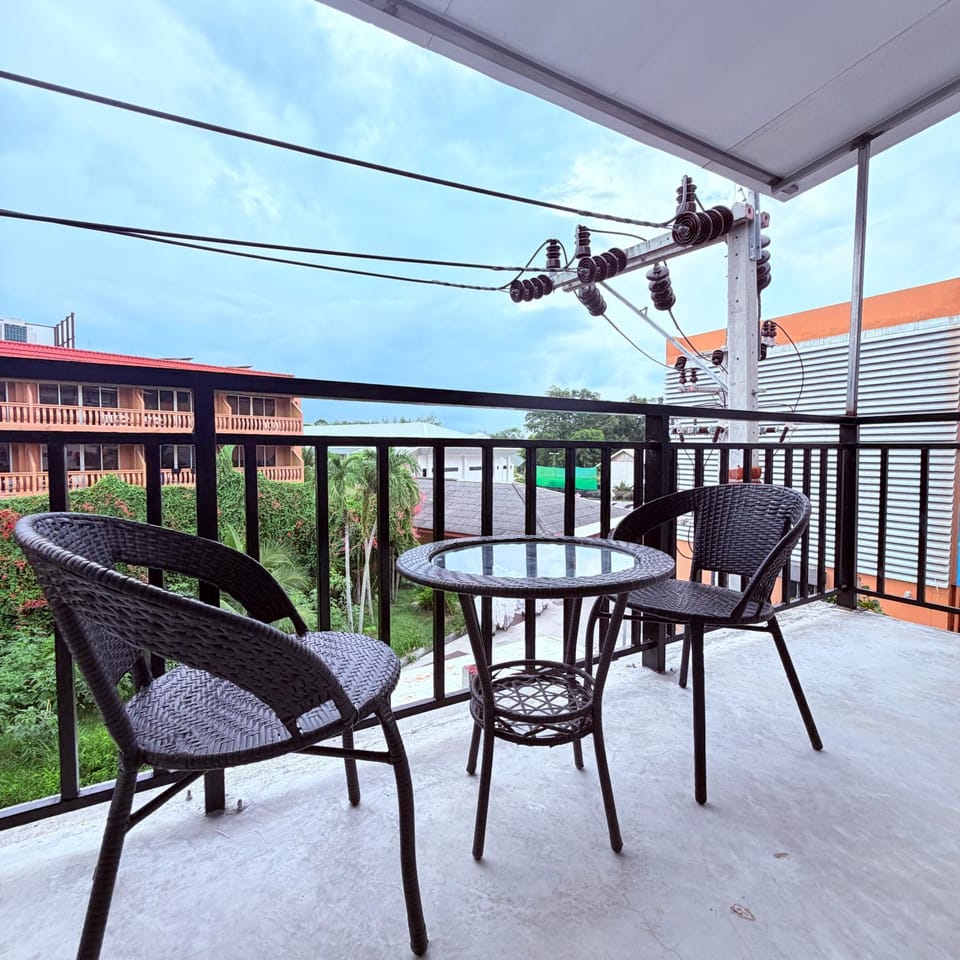 Karon Place ONE Hotel in Phuket