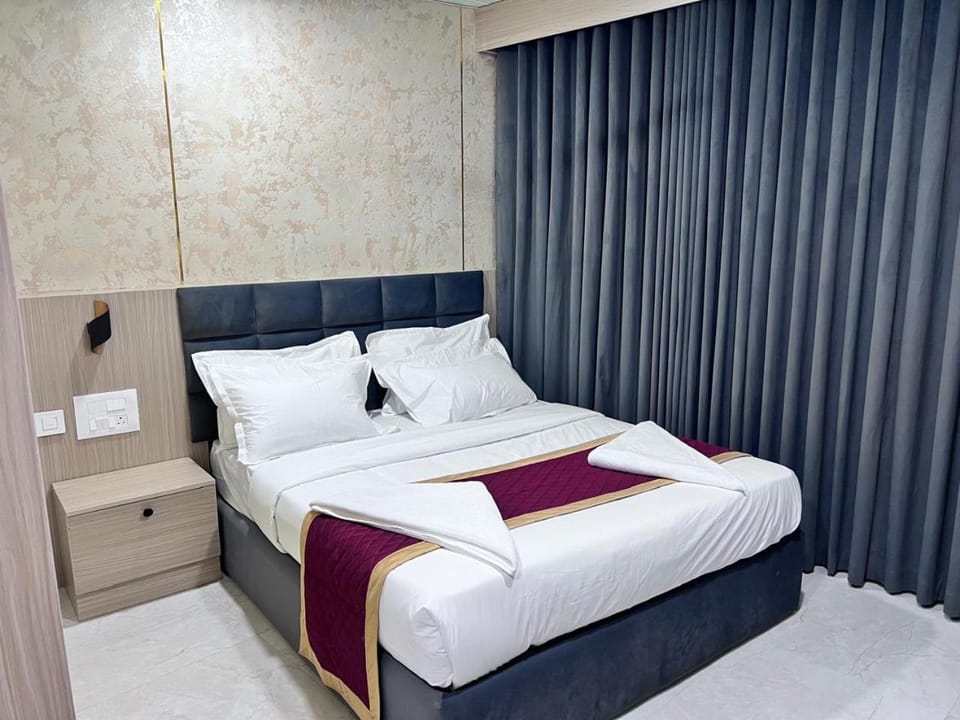 Grand beach suites Hotel in Mangaluru