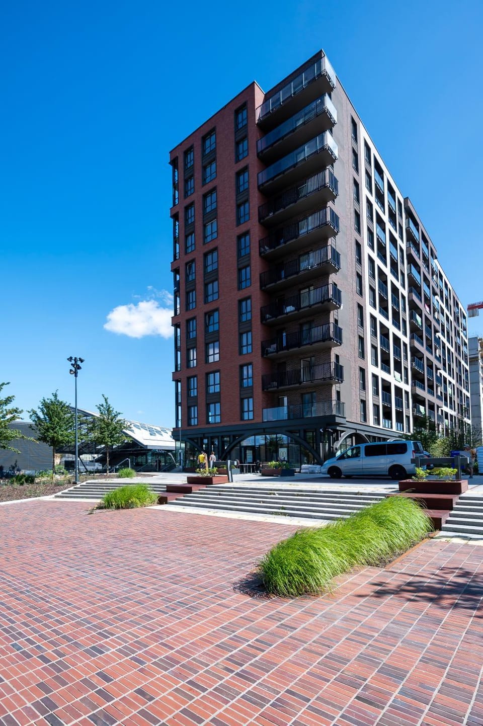 Property building, Neighbourhood, Location