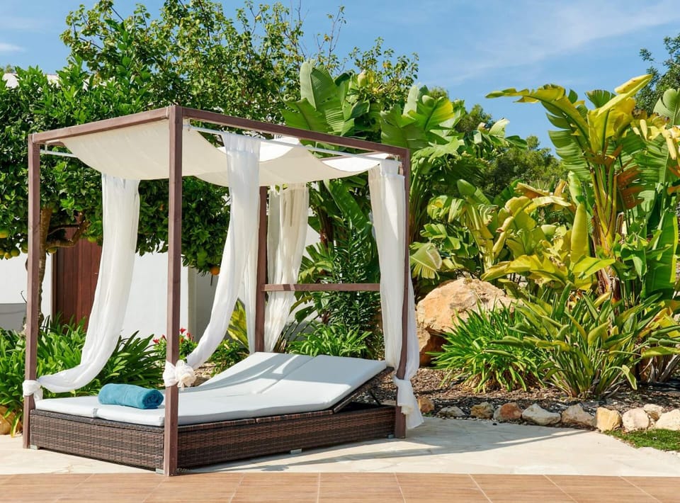 sunbed