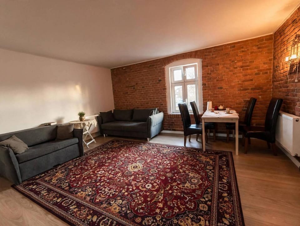 Living room, Photo of the whole room, Seating area, Dining area