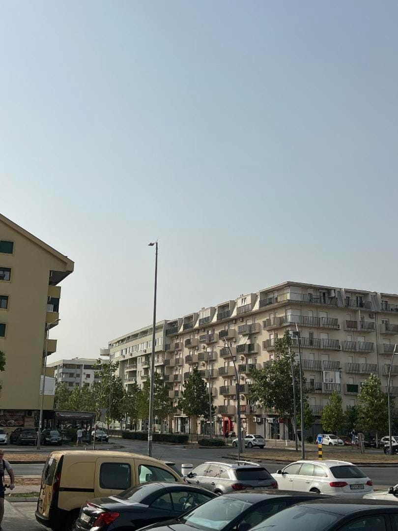 Stari Aerodrom Studio with Private Parking Apartment in Podgorica
