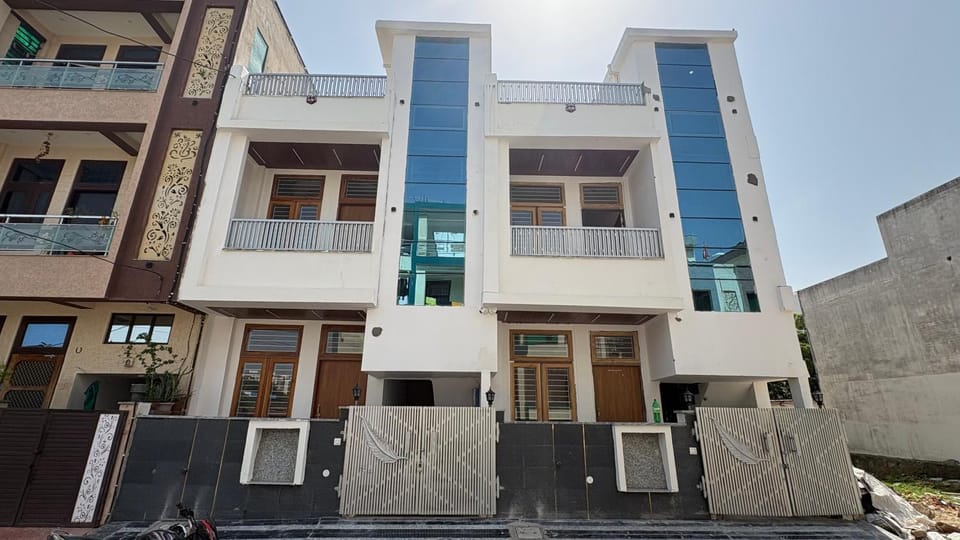 My STAY BNB 2 and 4Bhk entire independent villa Apartment GF floor Jagatpura Villa in Jaipur