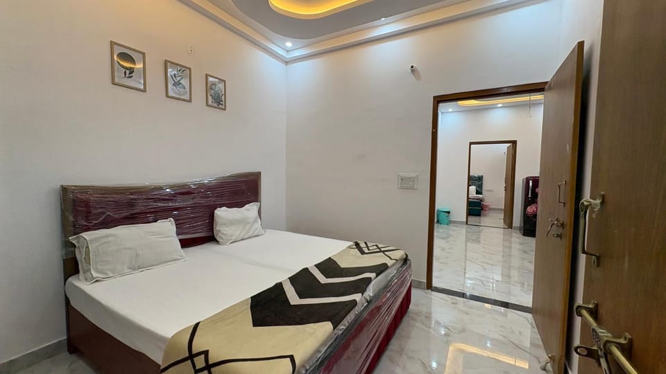 My STAY BNB 2 and 4Bhk entire independent villa Apartment GF floor Jagatpura Villa in Jaipur