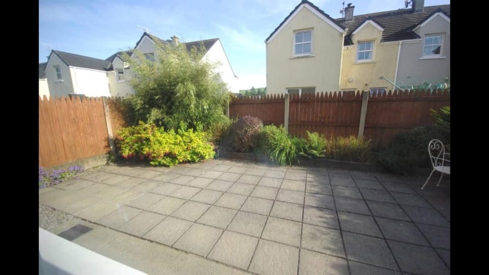 Charming 4-Bedroom House in Skibbereen - Pet Friendly Retreat House in County Cork