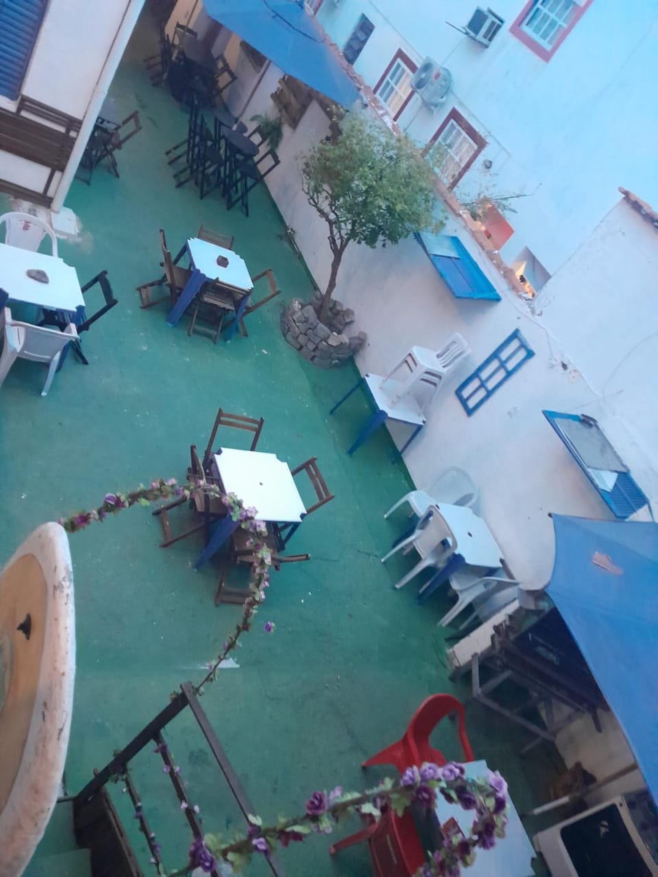 Pousada Dádiva e Passeios De Lancha Suite 10 Simples Na Esquina da Praia e ao Centro Histórico com lanchonete no Pátio Hotel in Paraty