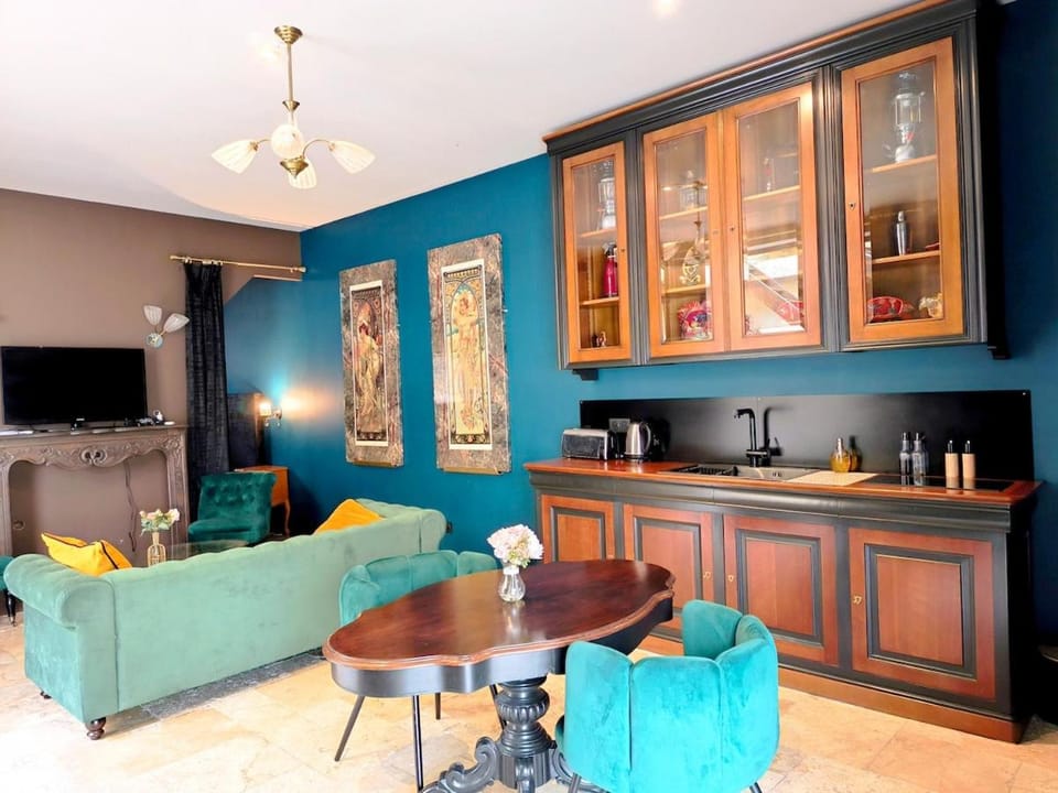 Grand T2 70 m2 indépendant climatisé Apartment in Sorgues