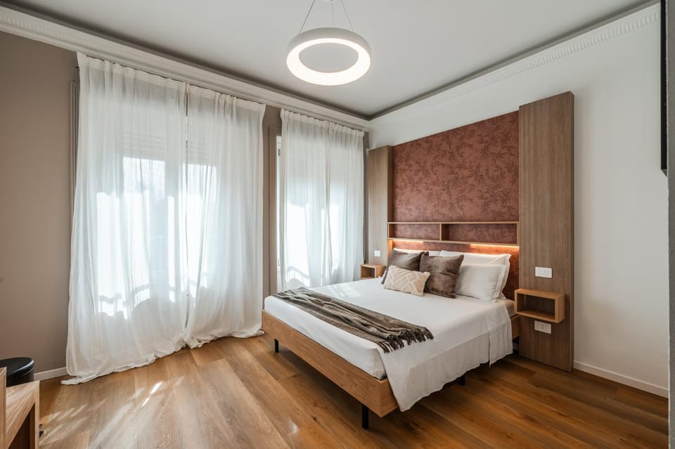 Bed, Photo of the whole room, Bedroom, towels, wardrobe