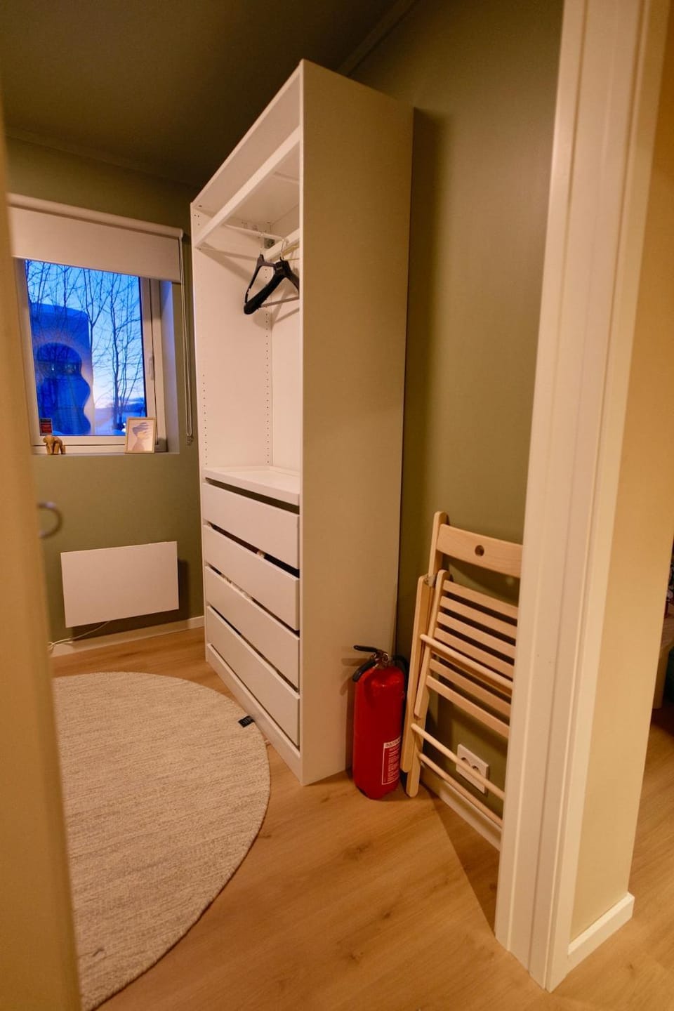 Bedroom, wardrobe