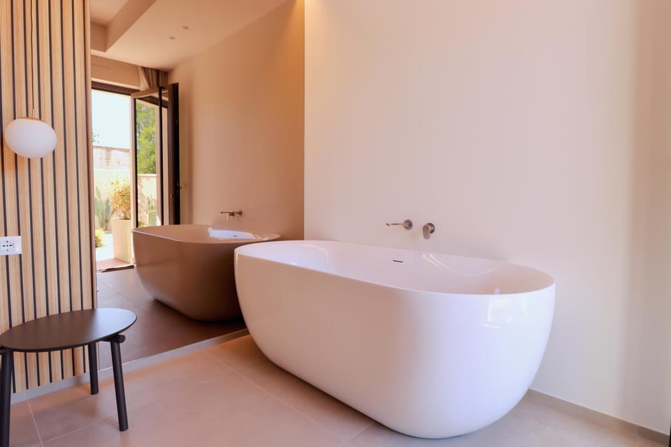 Bathroom, Photo of the whole room, Bedroom, Bath