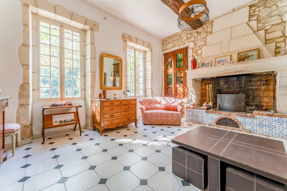 Property building, Living room