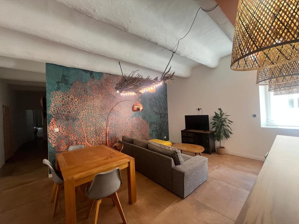Communal lounge/ TV room, TV and multimedia, Living room, Seating area