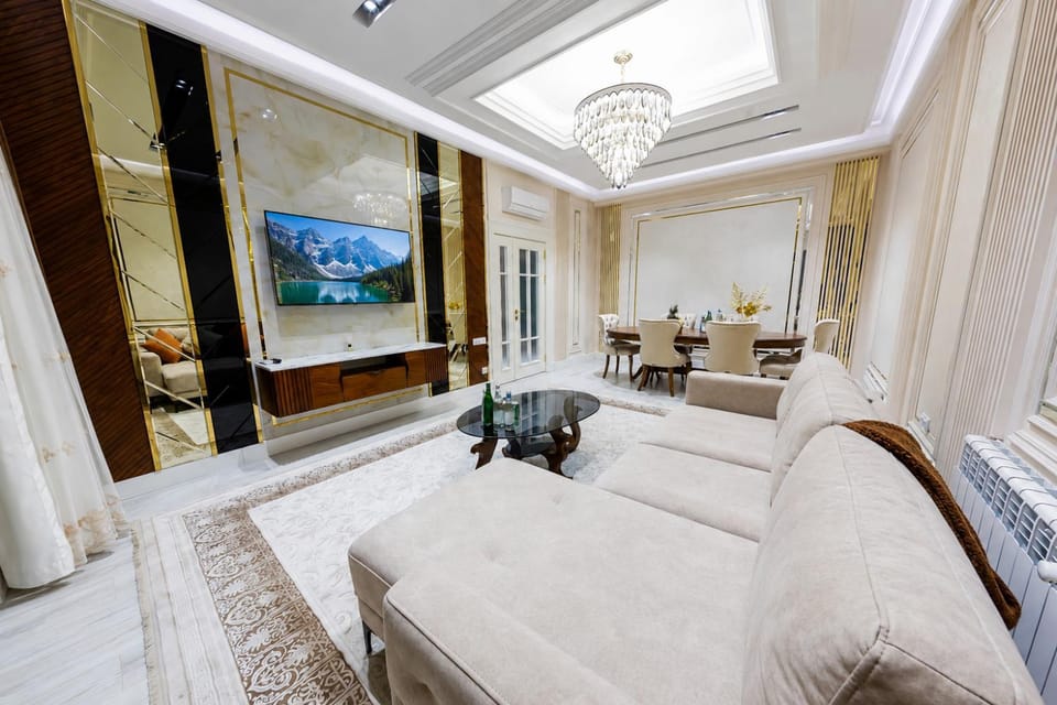 TV and multimedia, Living room, Seating area, Dining area, Inner courtyard view, heating, internet, air conditioner