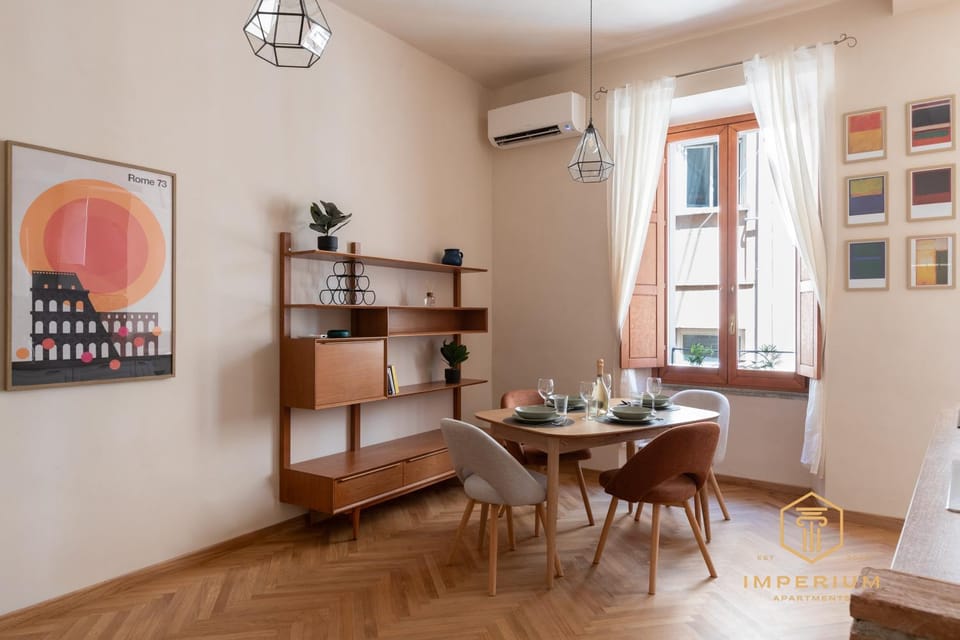 Living room, Dining area, air conditioner
