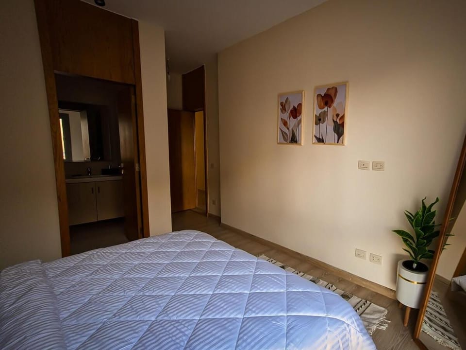 Cozy penthouse with prime location Apartment in New Cairo City