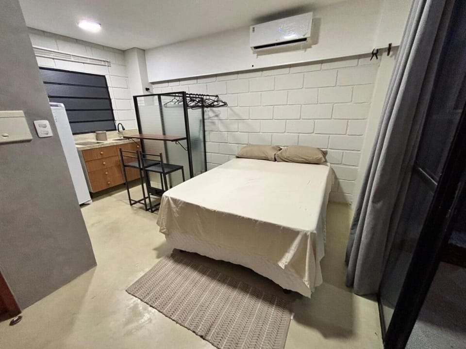 Bed, Photo of the whole room, Bedroom, air conditioner