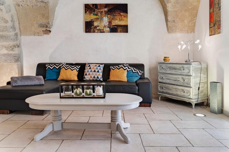 Property building, Living room