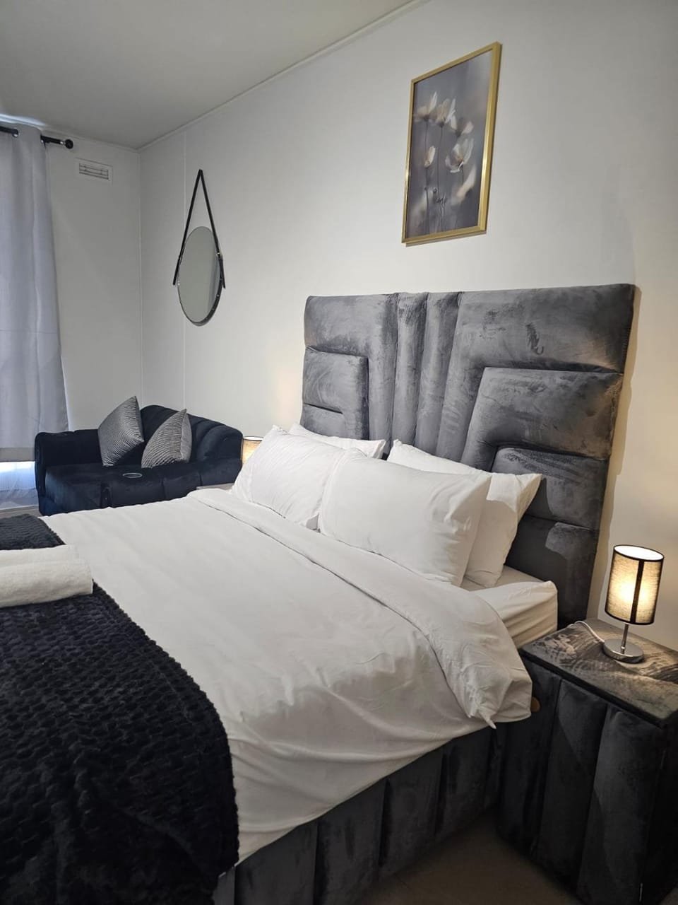 Executive Deluxe Studio Apartment In Rosebank Apartment in Johannesburg