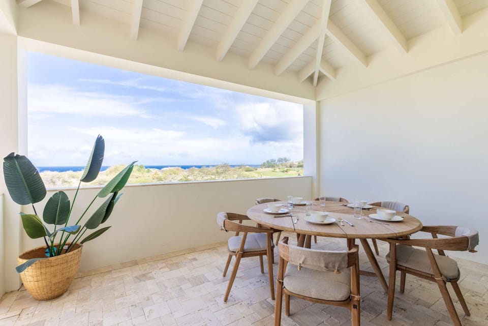 Sapphire at The Reef - Ocean View Penthouse Apartment in Sint Michiel