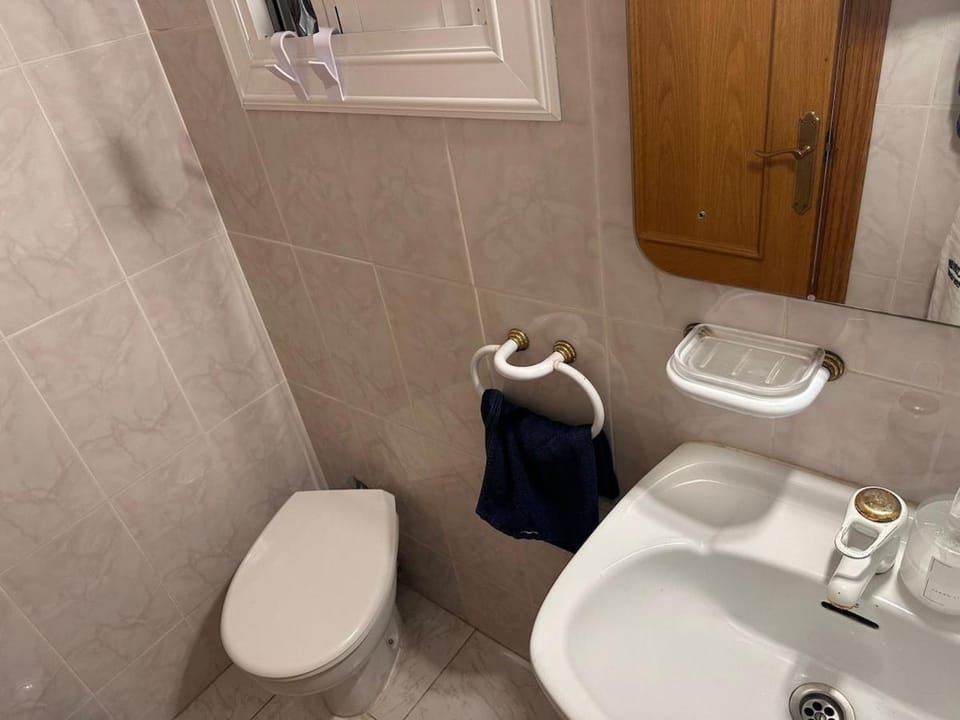 Cozy studio near metro & beach Apartment in Badalona