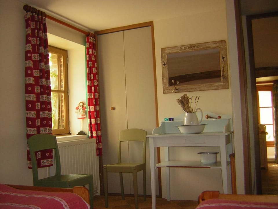 Property building, Living room