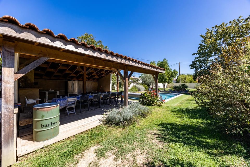 Villa Liminalis 16 personnes House in Nouvelle-Aquitaine