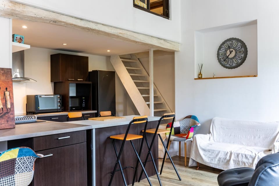 Property building, Living room