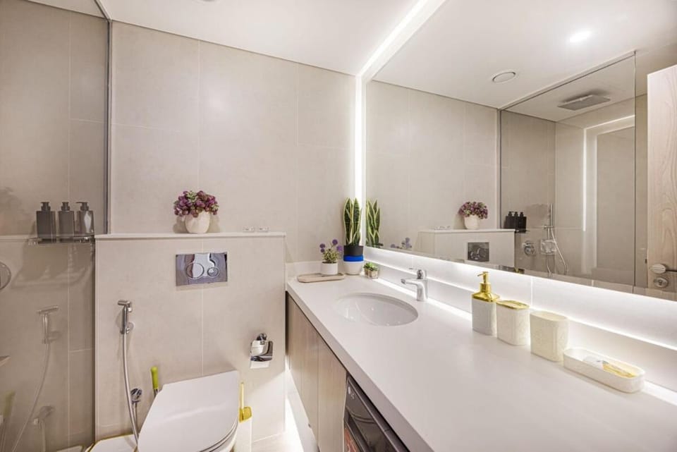 The Golf Haven - Stylish Studio in Sports City Apartment in Dubai