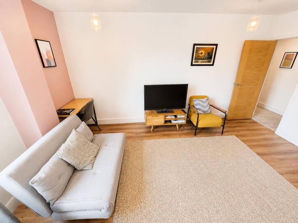 Free Parking Stokes Croft 2-Bed Flat Sleeps 5 Apartment in Bristol