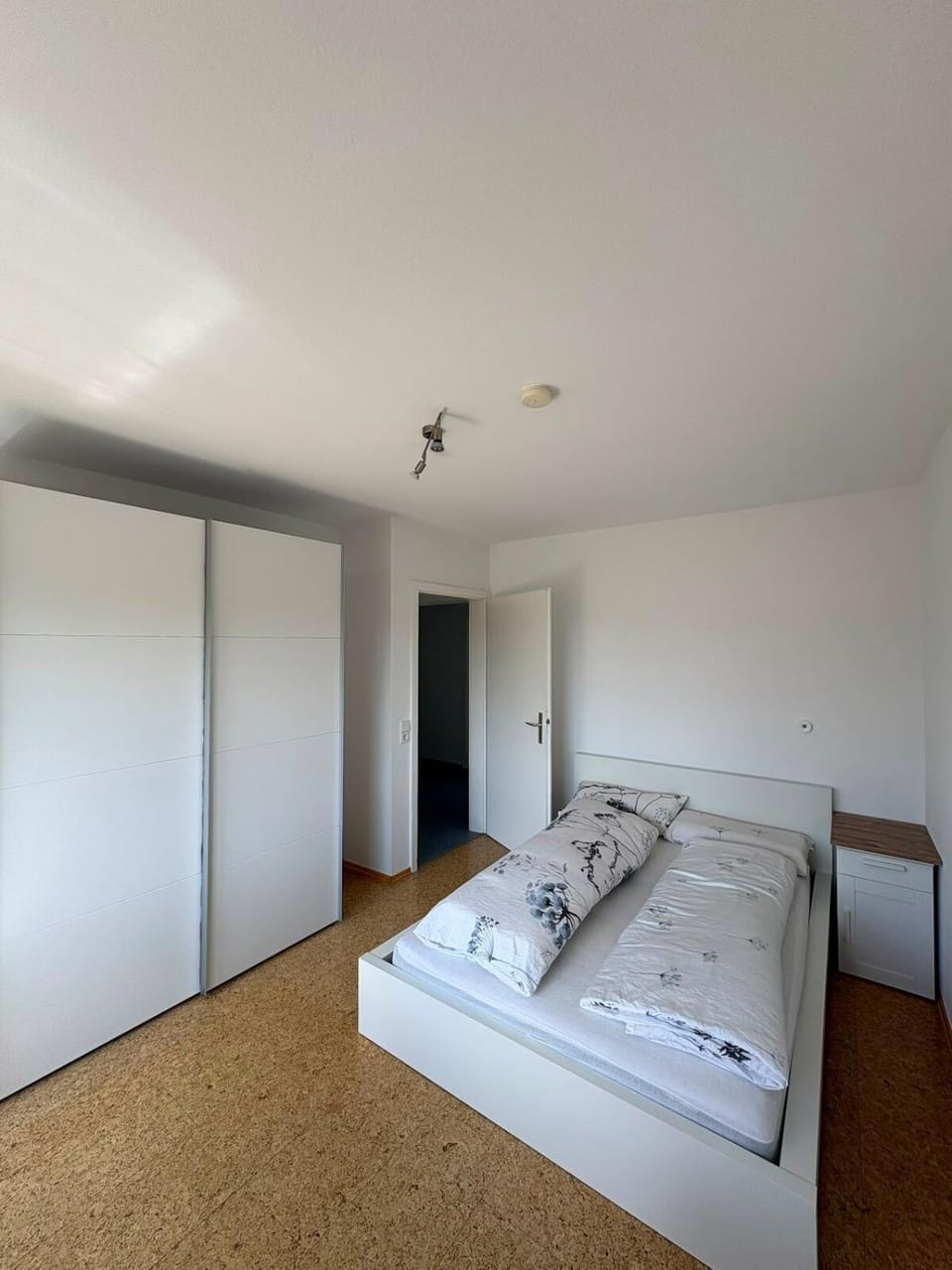 Bed, Photo of the whole room, Bedroom, wardrobe