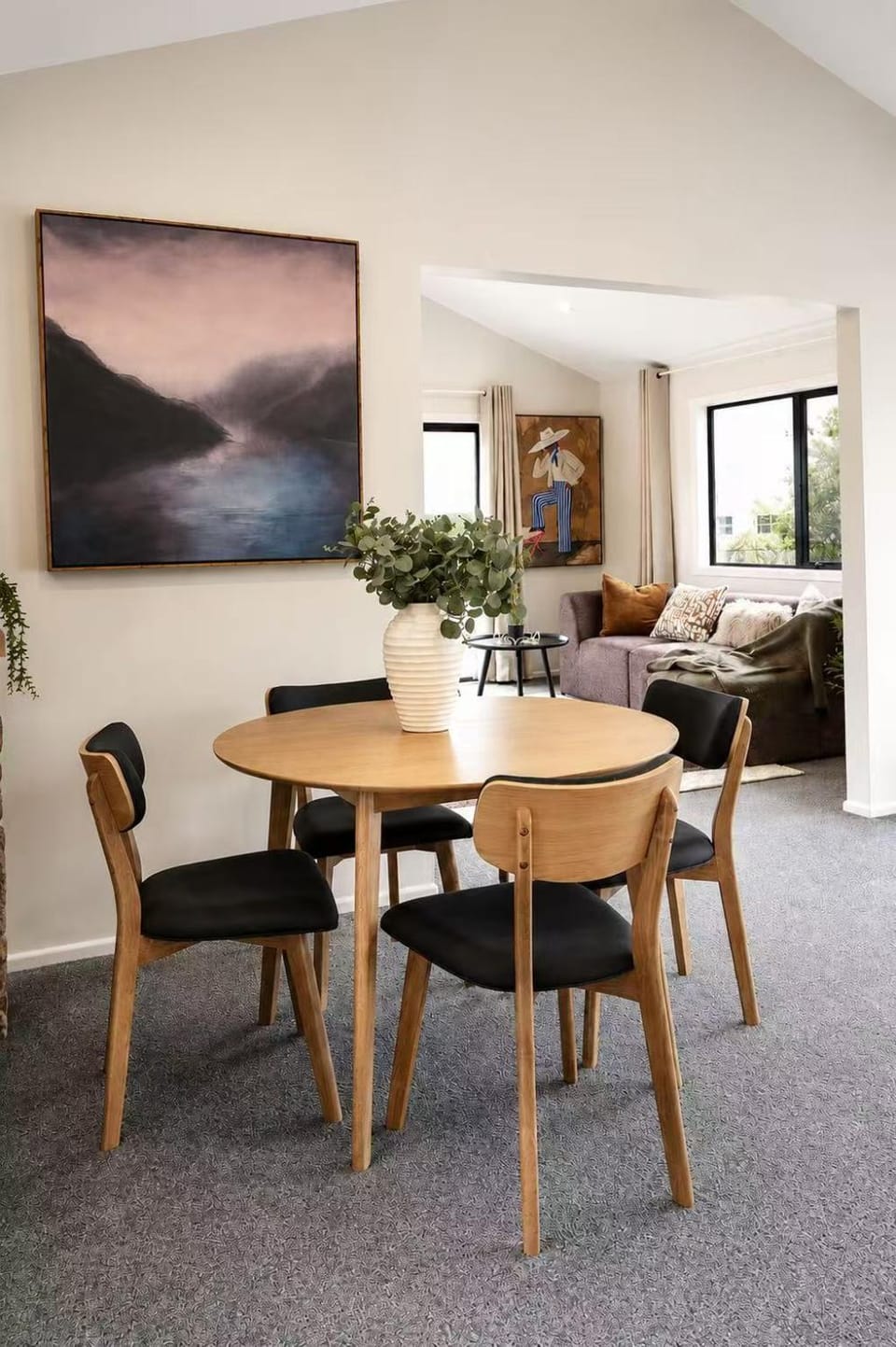 Living room, Dining area
