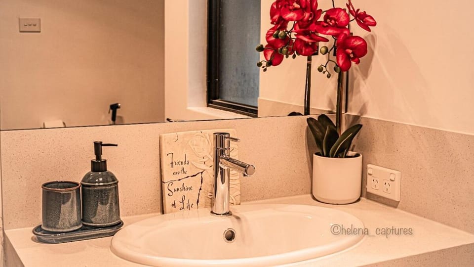 SaltWater Escape- 2-Bed Studio, Margaret River Apartment in Margaret River