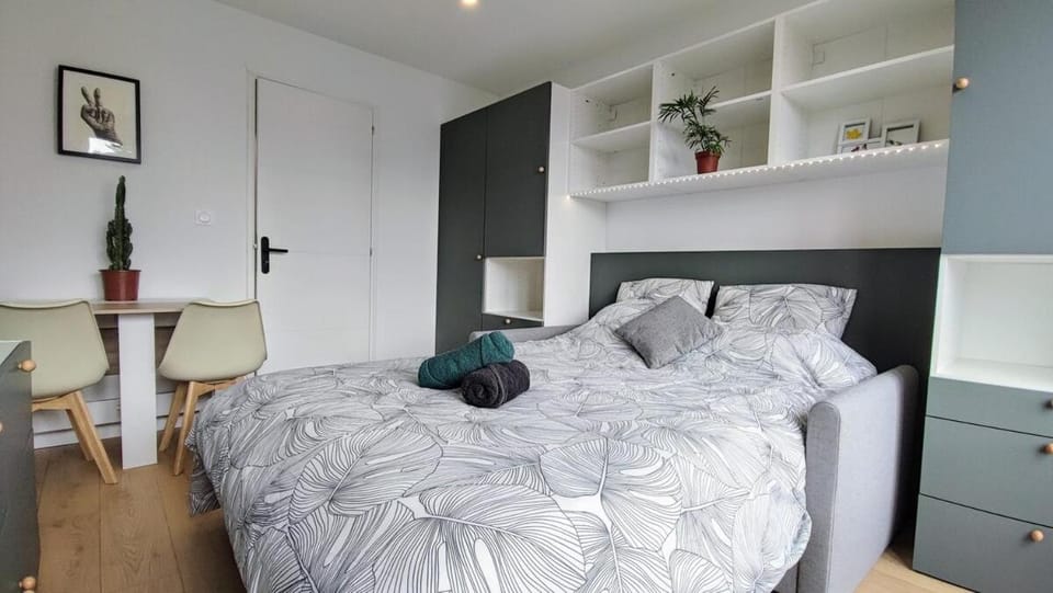 Appartement de standing avec parking prive Roubaix Apartment in Hauts-de-France