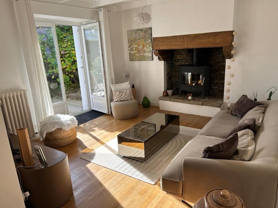 TV and multimedia, Living room, internet
