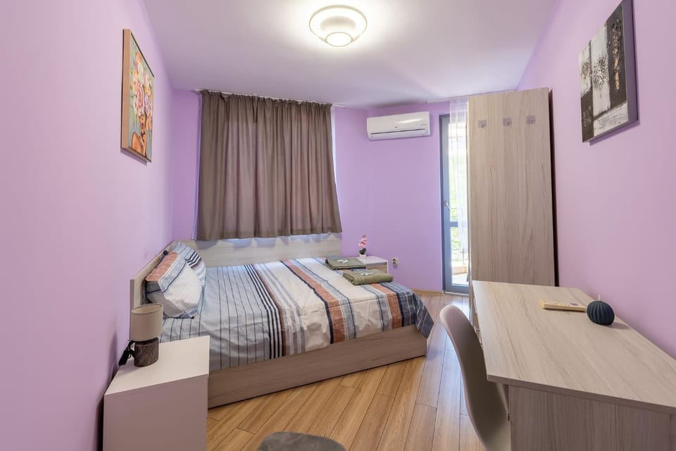 TV and multimedia, Bedroom, wardrobe