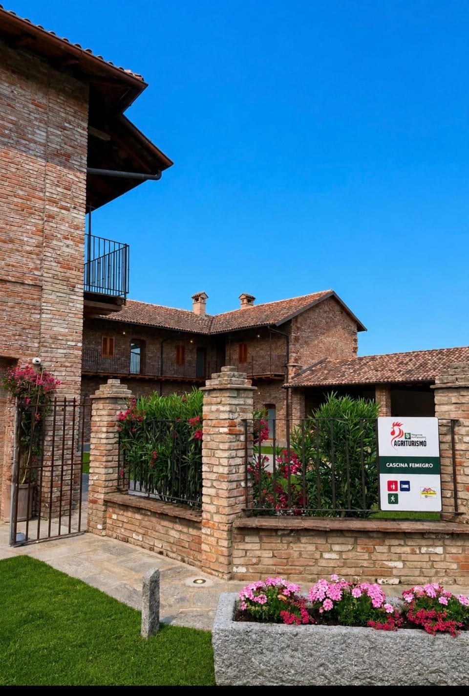 Agriturismo Cascina Femegro Farm Stay in Lombardy
