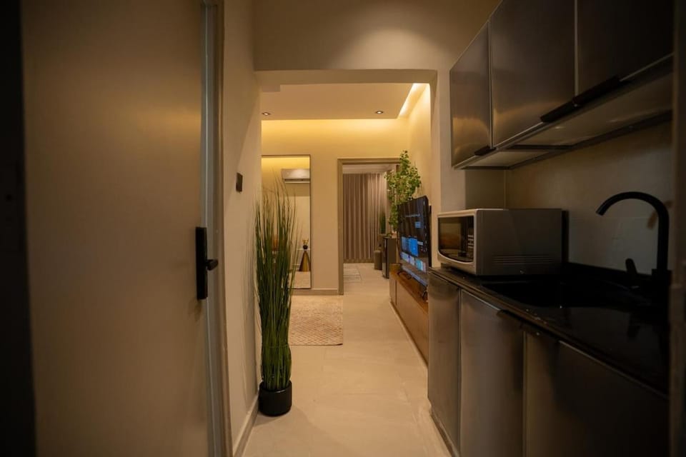 One-bedroom apartment with a living room, opposite the financial center, with smart access Apartment in Riyadh
