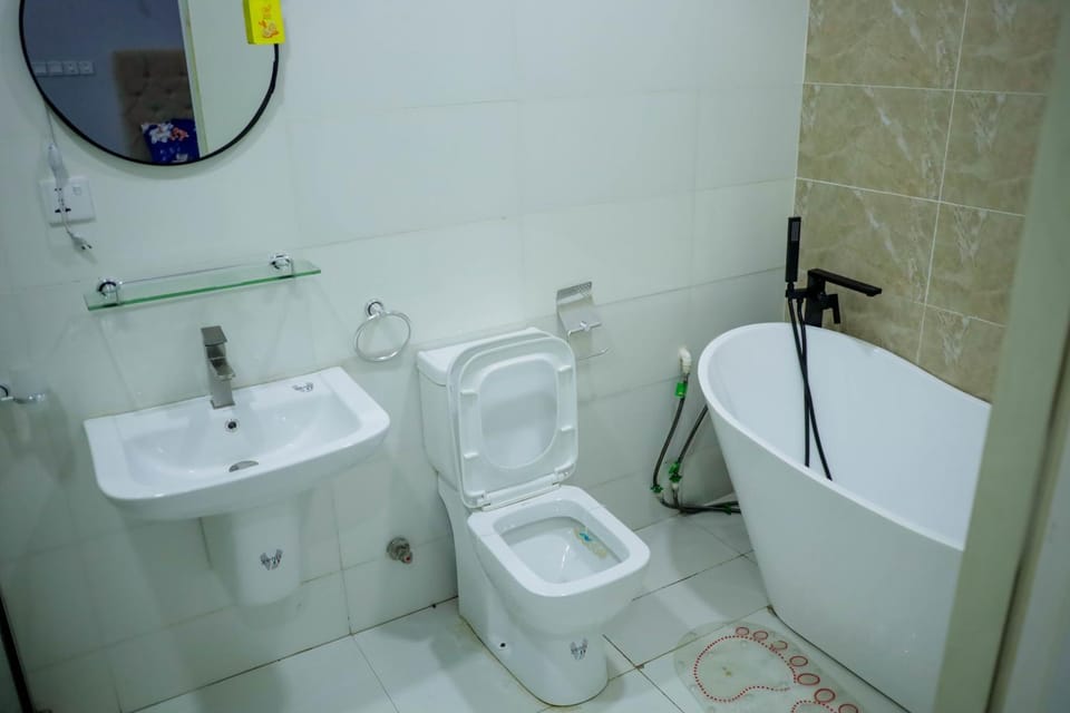 Toilet, Bathroom, Bath