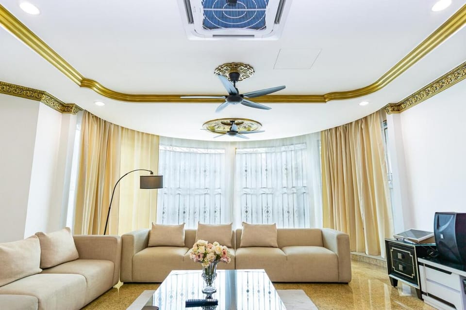 The Aurelia Manor, 33pax, Tun Hussien Onn, Cheras Villa in Kuala Lumpur City