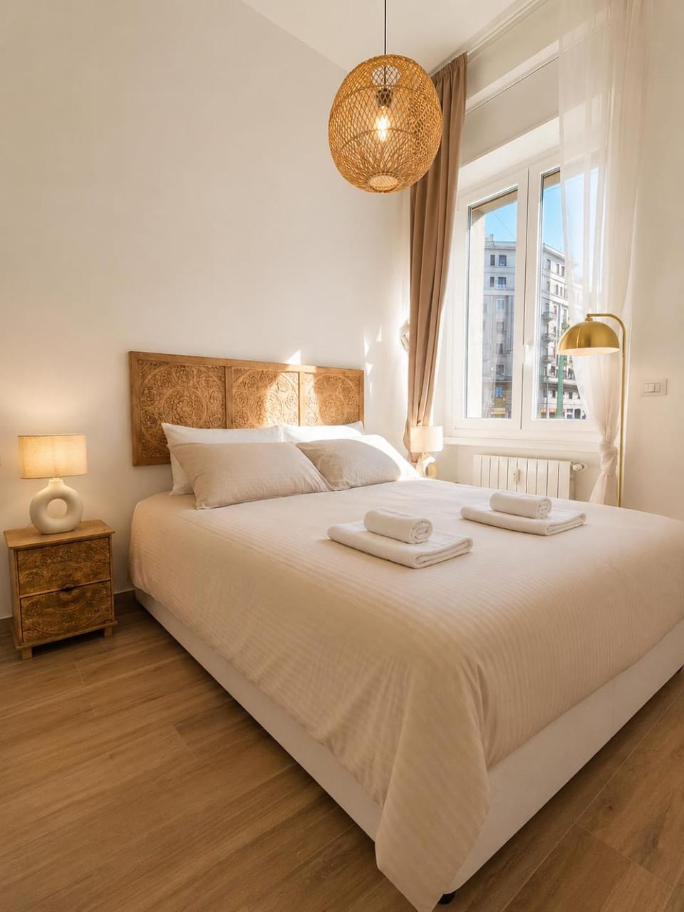 Bed, Photo of the whole room, Bedroom, towels
