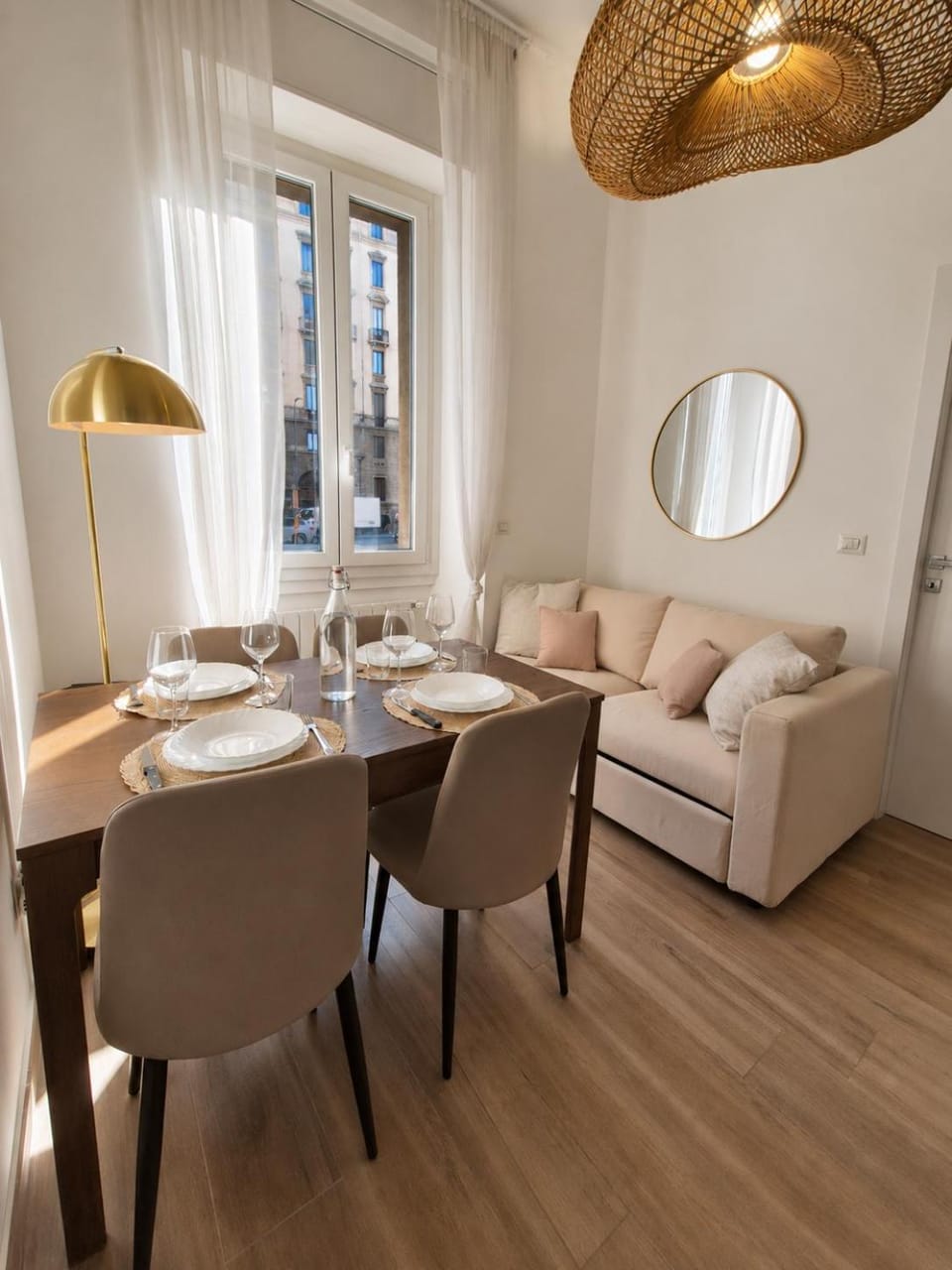 Living room, Dining area