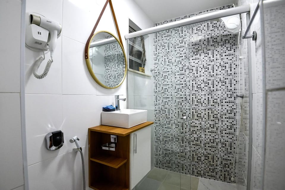 Studio in Botafogo Near the Beach | PB 356/1240 Apartment in Santa Teresa