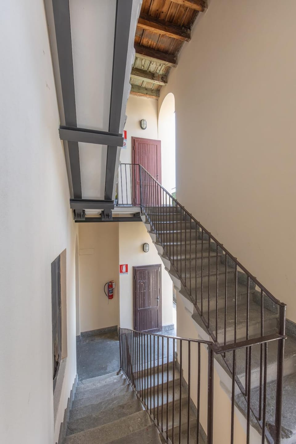 Cozy flat near Milan - M1 metro link - AC & Wi-Fi Apartment in Milan
