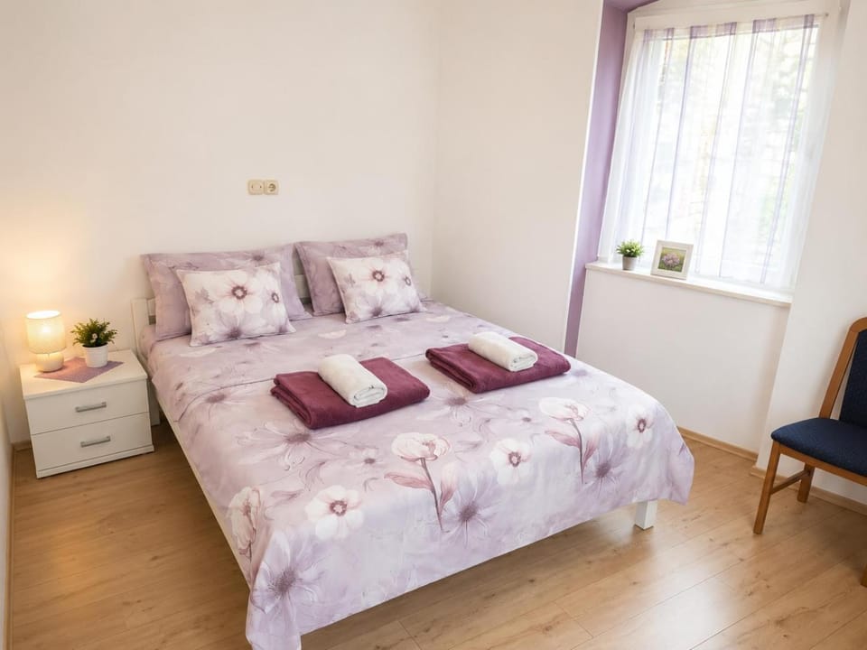Guest house elizabeta Bed and Breakfast in Split