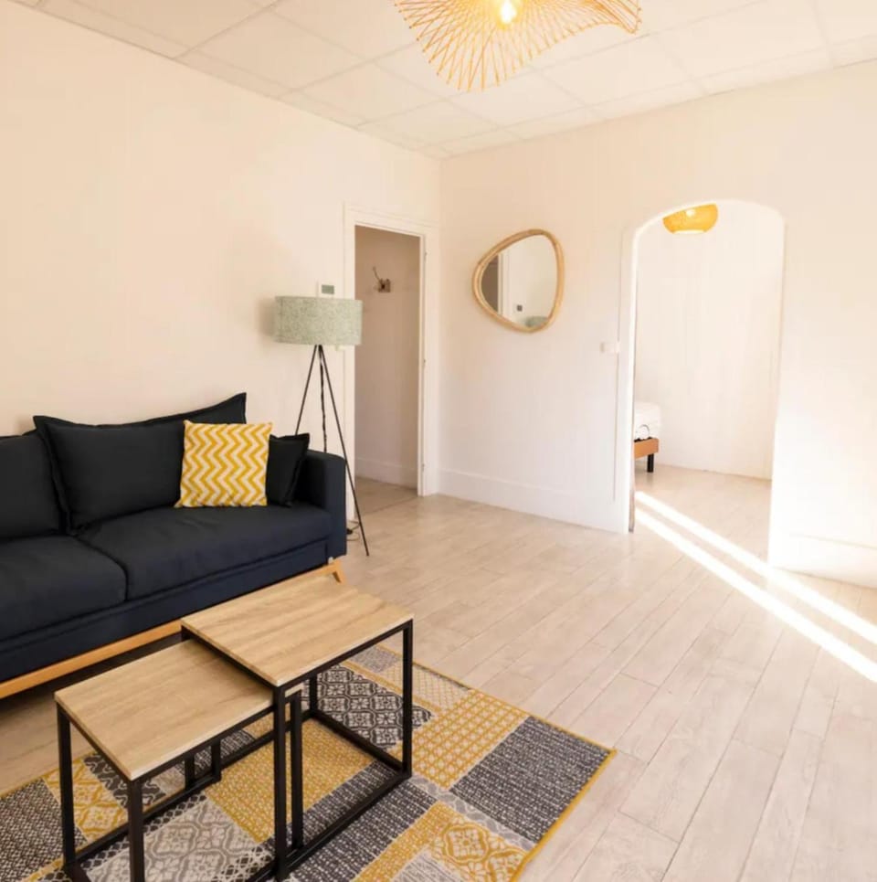 Le Cosy B Apartment in Montluçon