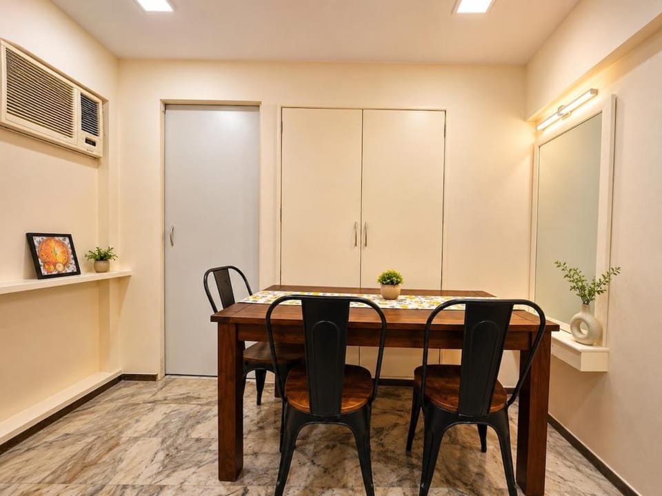 Chic & Spacious Studio Heart of Bandra W WiFi 1 by Trivana Haven Stays Apartment in Mumbai