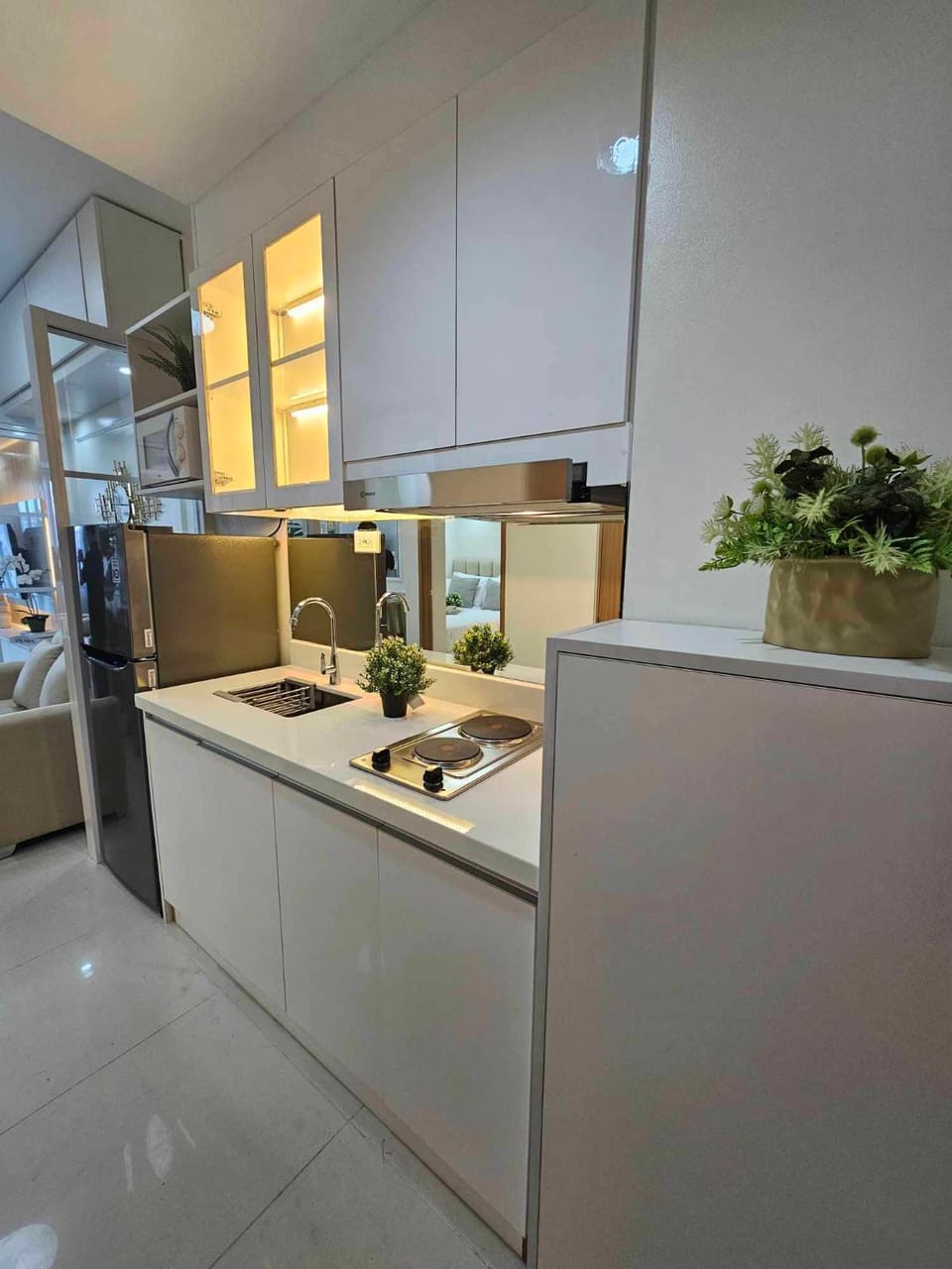 Kitchen or kitchenette, oven, stove