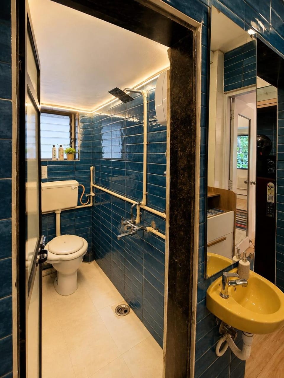 Charming 1BHK in Bandra West Near Carter Road by Trivana Haven Stays Apartment in Mumbai