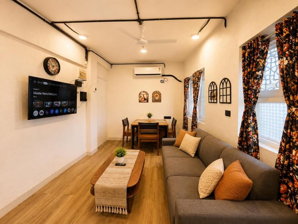 Charming 1BHK in Bandra West Near Carter Road by Trivana Haven Stays Apartment in Mumbai